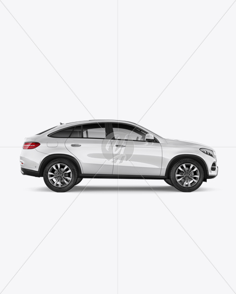 Mercedes-Benz GLE Coupe 2016 Mockup - Side view